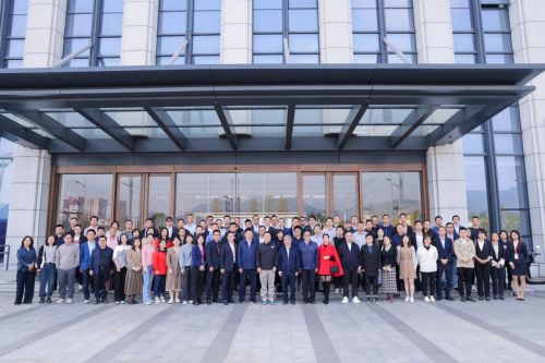 智造未來(lái)，賦能新質(zhì)生產(chǎn)力——浙江求是應(yīng)急科技研究院主辦智能與未來(lái)工廠新技術(shù)研討會(huì)側(cè)記